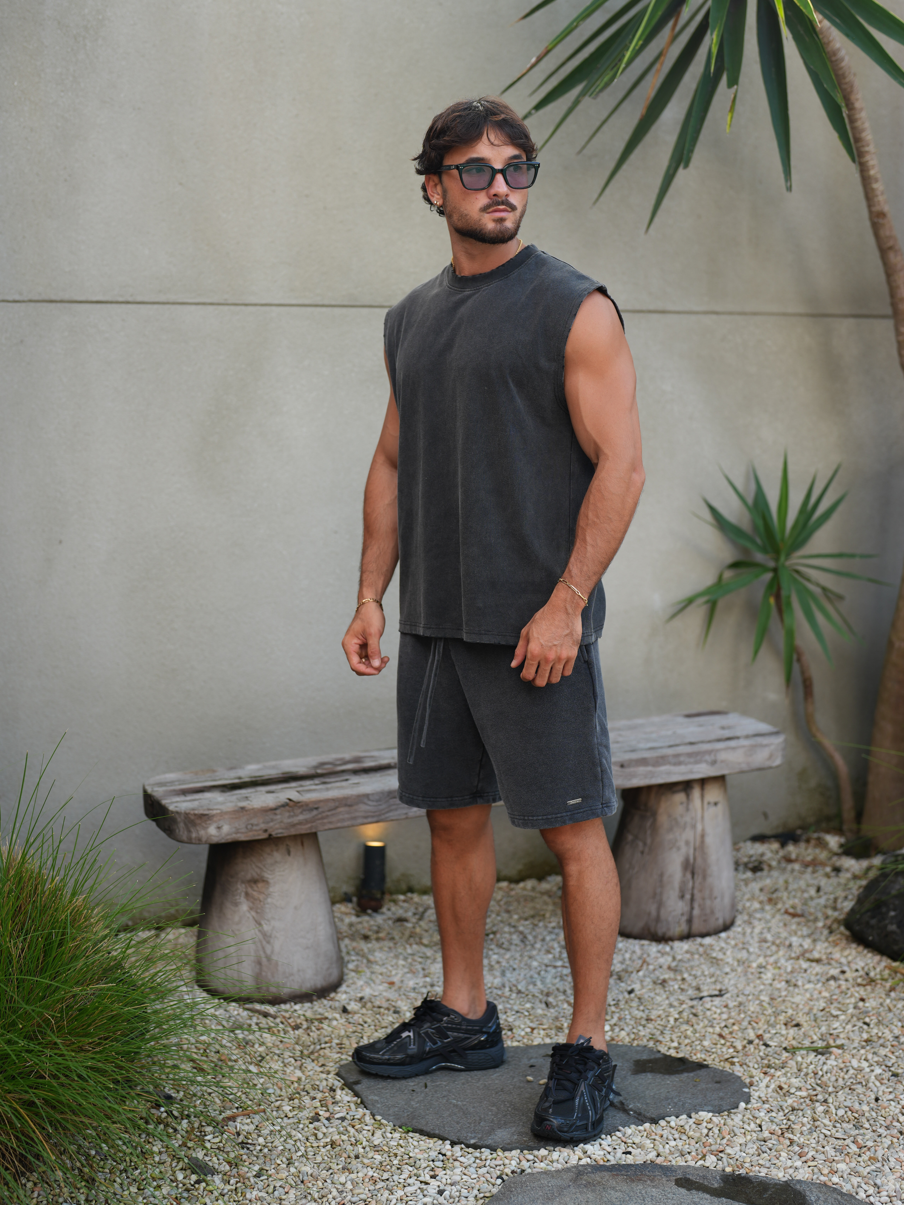 Kaio Shorts - Washed Black